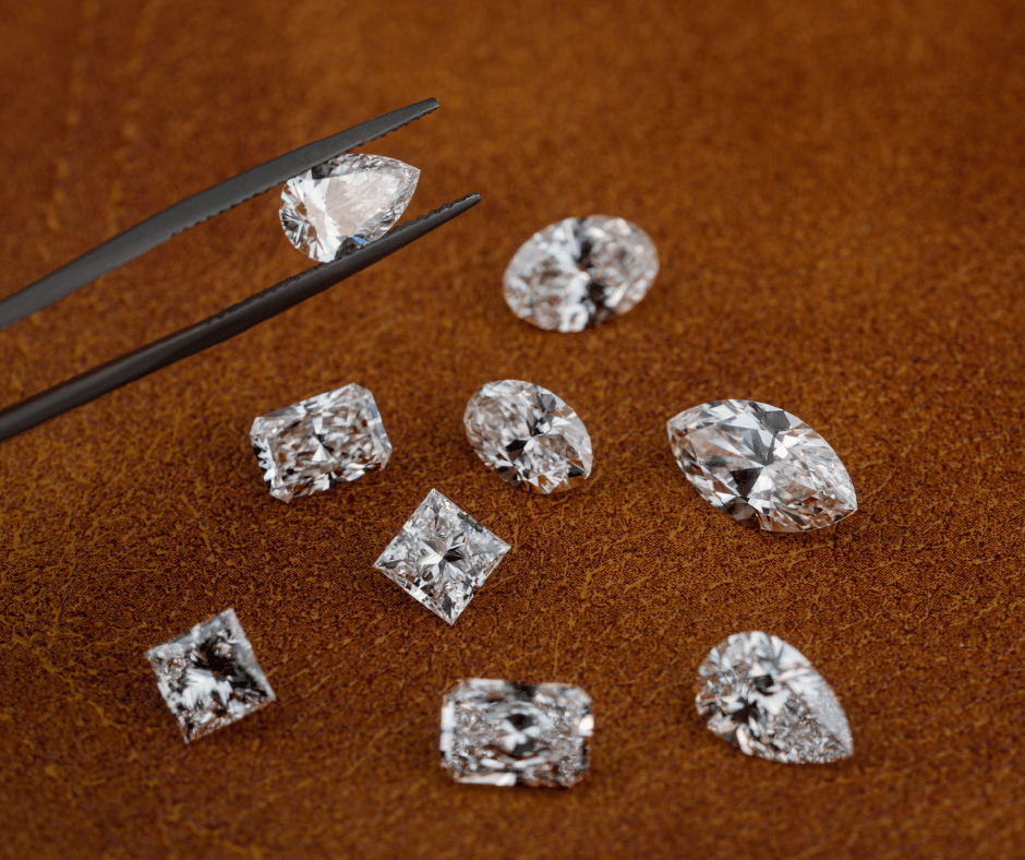 FIND YOUR PERFECT DIAMOND SHAPE Chọn dáng kim cương phù hợp với phong cách của bạn